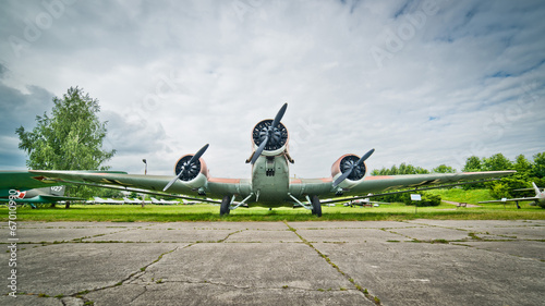 Fototapeta wojskowy samolot transport