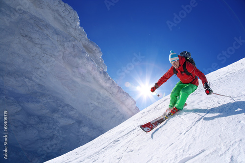 Plakat snowboarder natura szczyt