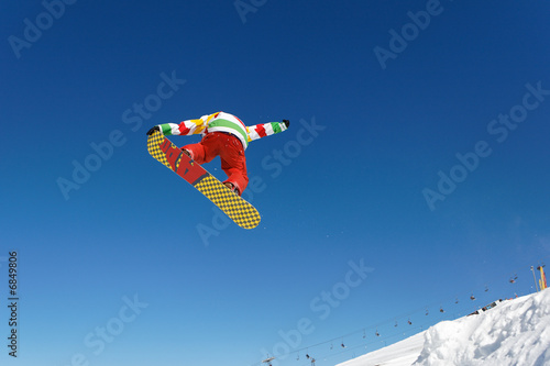 Fotoroleta snowboarder zabawa snowboard alpy akt