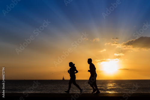 Obraz na płótnie jogging woda lekkoatletka plaża słońce