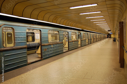 Plakat metro węgry pojazd podziemny budapeszt