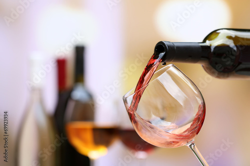 Plakat ruch napój wiejski kieliszek do wina
