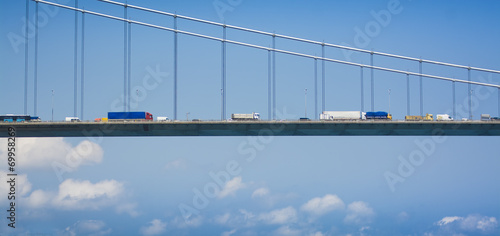Naklejka europa most ciężarówka