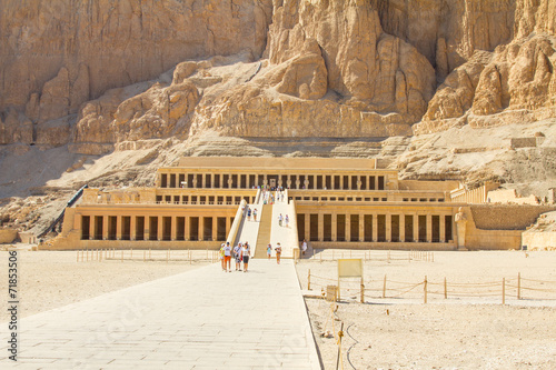 Naklejka egipt pustynia piramida świątynia hatszepsut