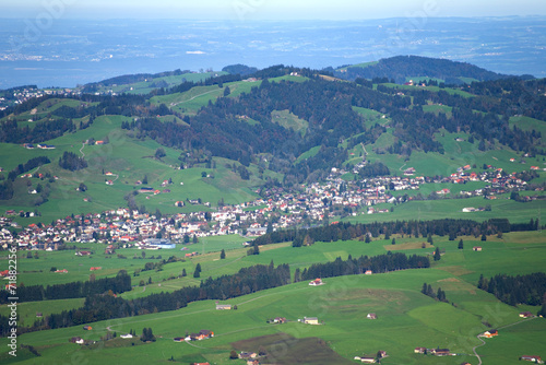 Obraz na płótnie alpy miasto wioska wieś