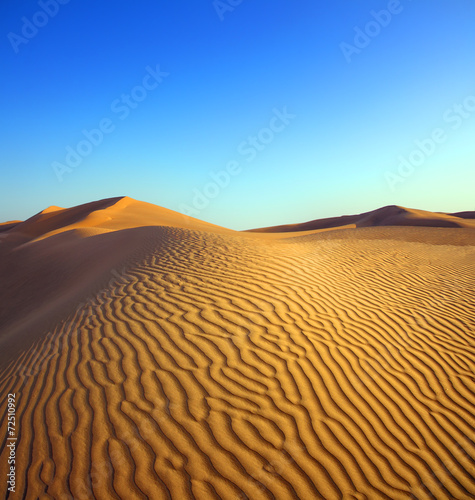 Naklejka pustynia afryka bezdroża pejzaż słońce
