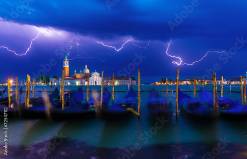 Fotoroleta sztorm most architektura wieża włoski