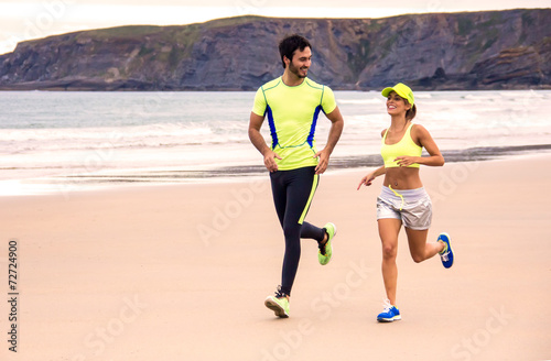 Naklejka zdrowy jogging para kobieta ludzie