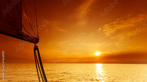 Obraz na płótnie fala żeglarstwo morze statek natura
