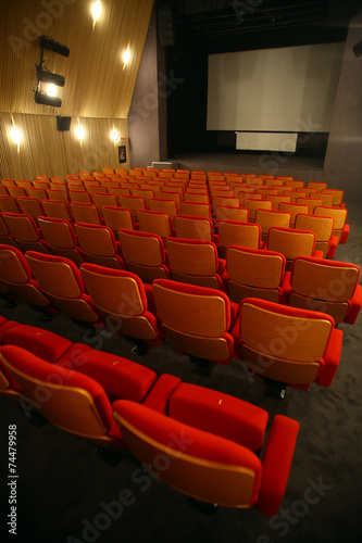Fotoroleta teatr pusty czerwony