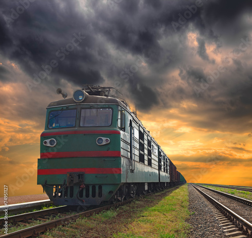 Fotoroleta transport lokomotywa niebo