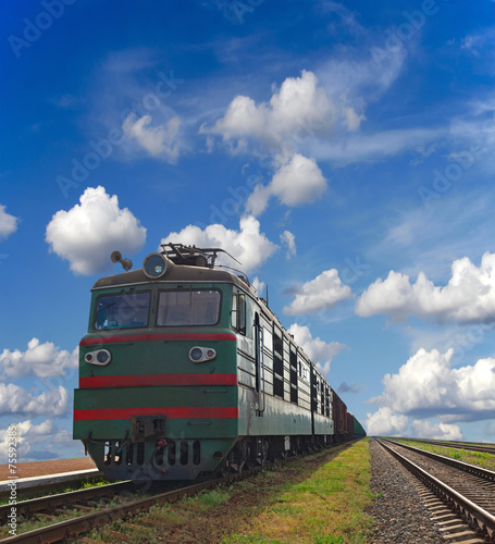 Fotoroleta transport lokomotywa niebo przewóz logistyczne