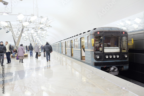 Naklejka ścieżka architektura metro