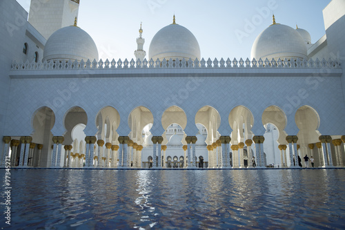 Fotoroleta błękitne niebo miejski meczet drapacz