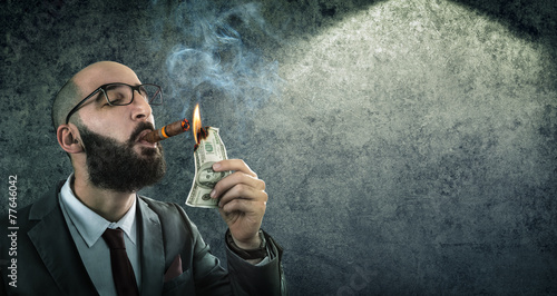 Fotoroleta mężczyzna dorosły palenie bogactwo biznesmen