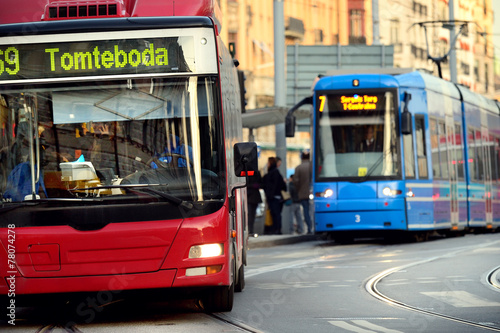Fotoroleta autobus miejski tramwaj europa transport