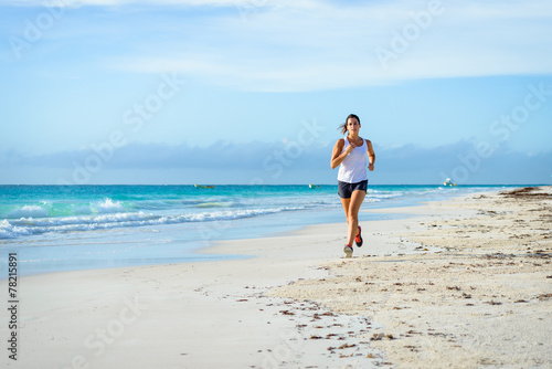 Obraz na płótnie piękny morze lato kobieta zdrowy