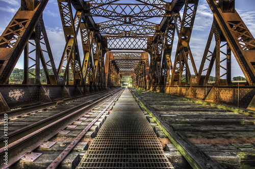 Fototapeta most stary niebo lokomotywa