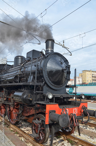Fotoroleta transport lokomotywa maszyna silnik vintage