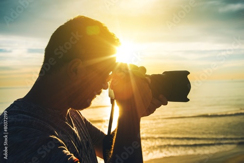 Naklejka słońce mężczyzna obraz turysta fotograf