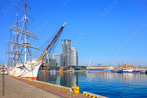 Obraz na płótnie architektura jacht żeglarstwo morze