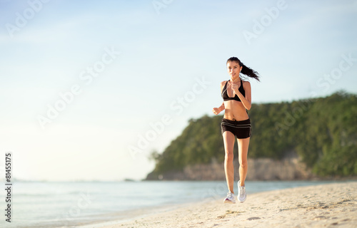 Fototapeta ludzie fala ćwiczenie plaża