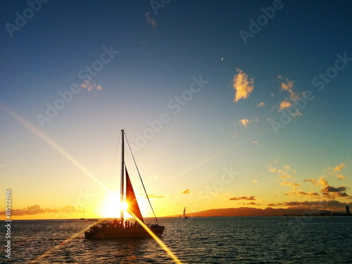 Fotoroleta hawaje żeglarstwo łódź