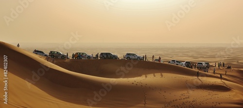 Plakat transport natura samochód droga pustynia