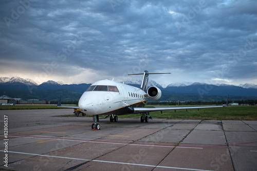 Obraz na płótnie samolot zespół transport góra ludzie