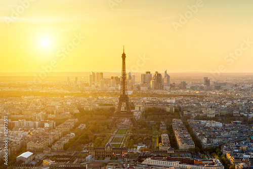 Fotoroleta Sonnenuntergang in Paris