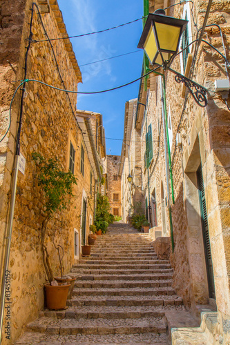 Naklejka Kamieniste schody na Majorce