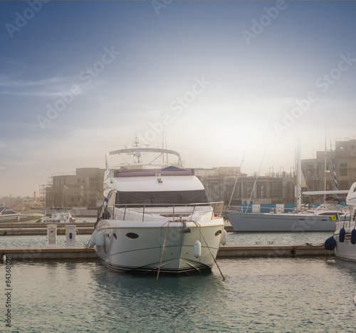 Fotoroleta cypr fala łódź woda