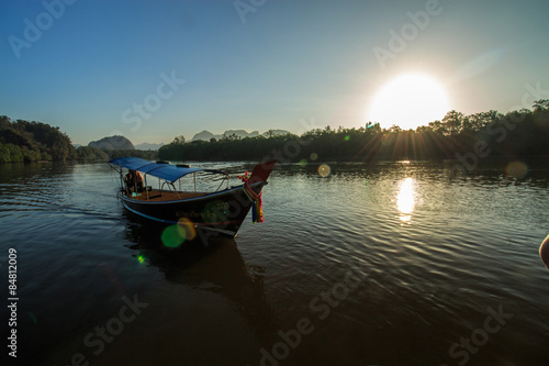 Fototapeta słońce tajlandia łódź