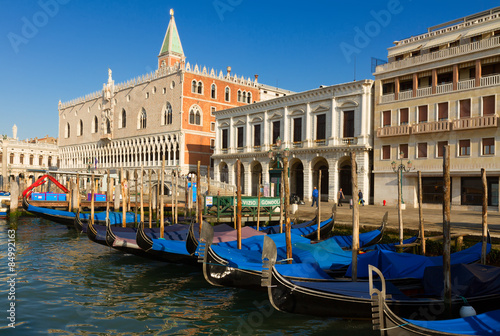 Fototapeta pałac woda morze włoski
