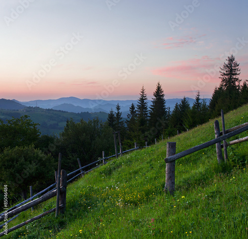 Obraz na płótnie góra wzgórze karpaty wioska wiejski