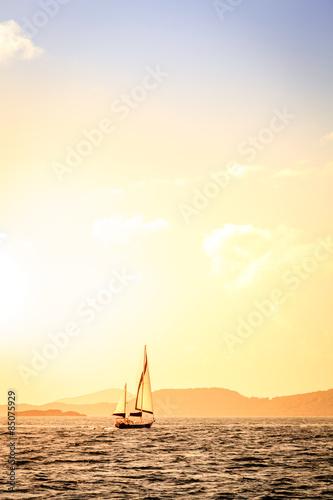 Fototapeta słońce brzeg pejzaż żeglarstwo