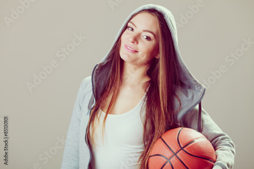 Fotoroleta fitness koszykówka dziewczynka piłka