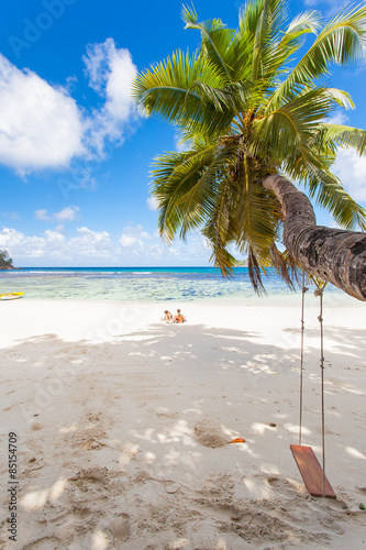 Obraz na płótnie plaża słońce wyspa tropikalny palma
