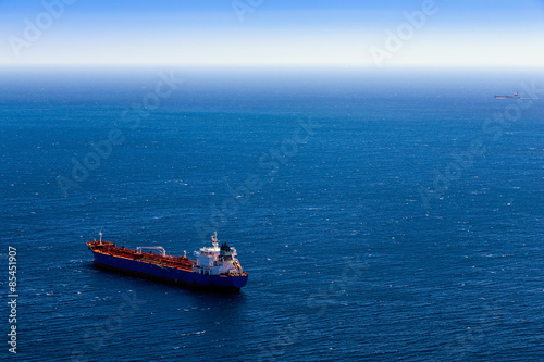 Naklejka statek woda morze transport