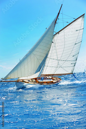 Plakat statek widok łódź morze włochy