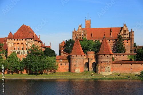 Naklejka zamek architektura polen średniowiecznej rzeki