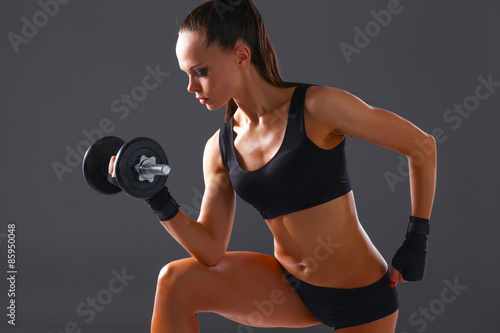 Fotoroleta ludzie siłownia kobieta ćwiczenie sport