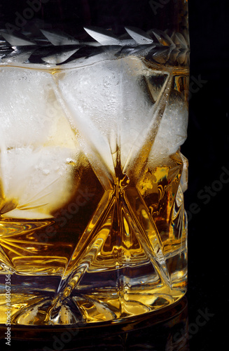 Fotoroleta lód napój szklanka koktajl selektywne focus