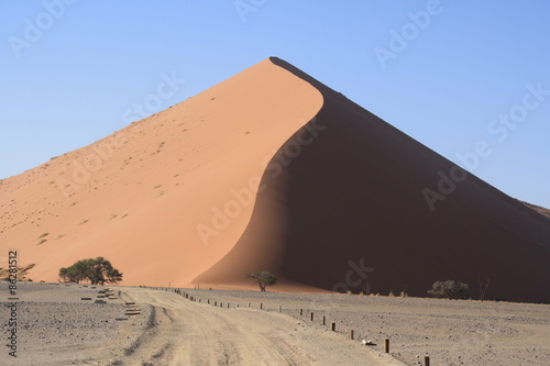 Plakat pustynia wydma czerwony namibia