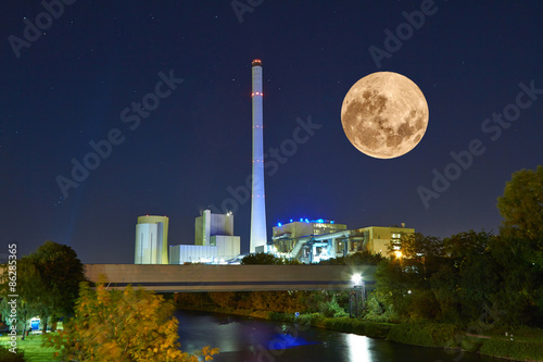 Obraz na płótnie Kraftwerk in der Nacht