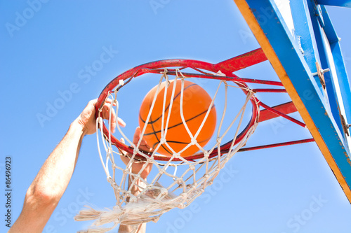Naklejka lekkoatletka zabawa koszykówka ruch