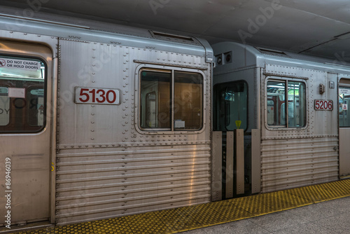 Naklejka tunel miejski transport metro kanada