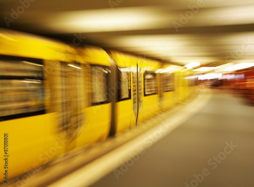 Fotoroleta U-Bahn – Subway – Underground