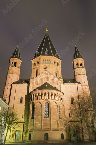 Obraz na płótnie niebo katedra kościół architektura