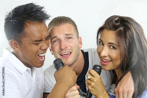 Fotoroleta śpiew ludzie karaoke kobieta mikrofon